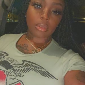 Meet your Posher, Tyesha